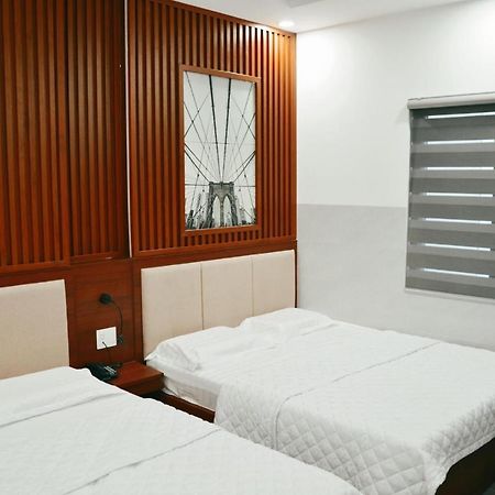 Tulip Hotel Ho Chi Minh Zewnętrze zdjęcie